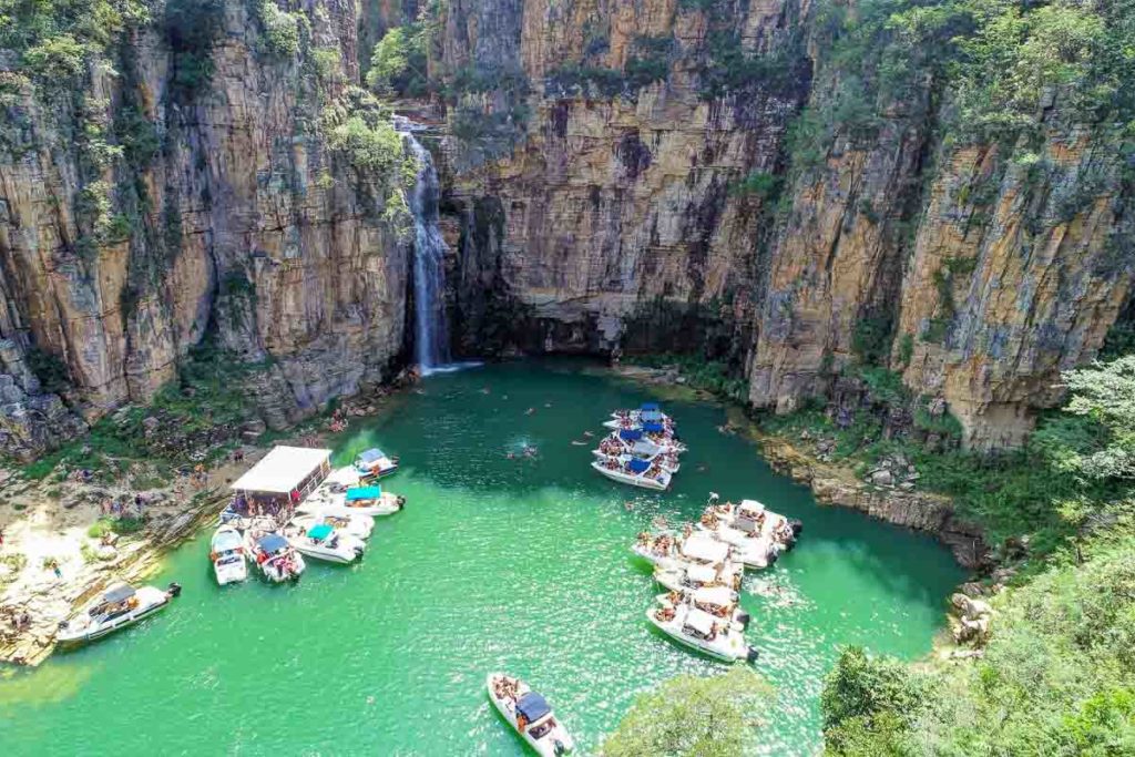 lago-de-furnas-capitolio-minas-gerais